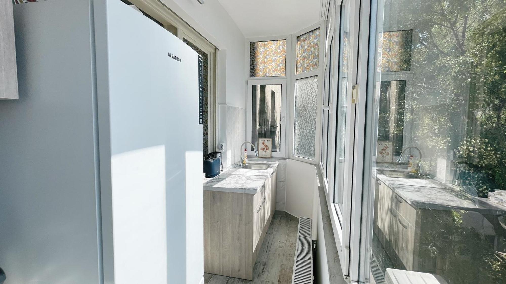 Apartment Pinkfluid - Charming In Prime Location Bukarest