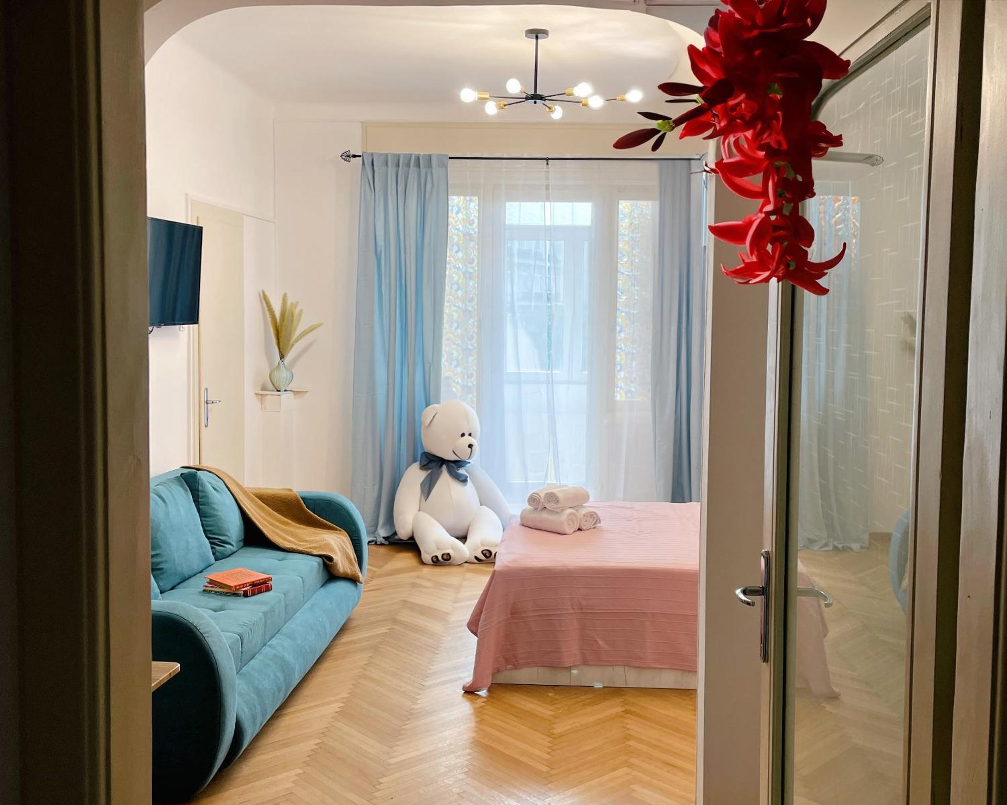 Apartment Pinkfluid - Charming In Prime Location